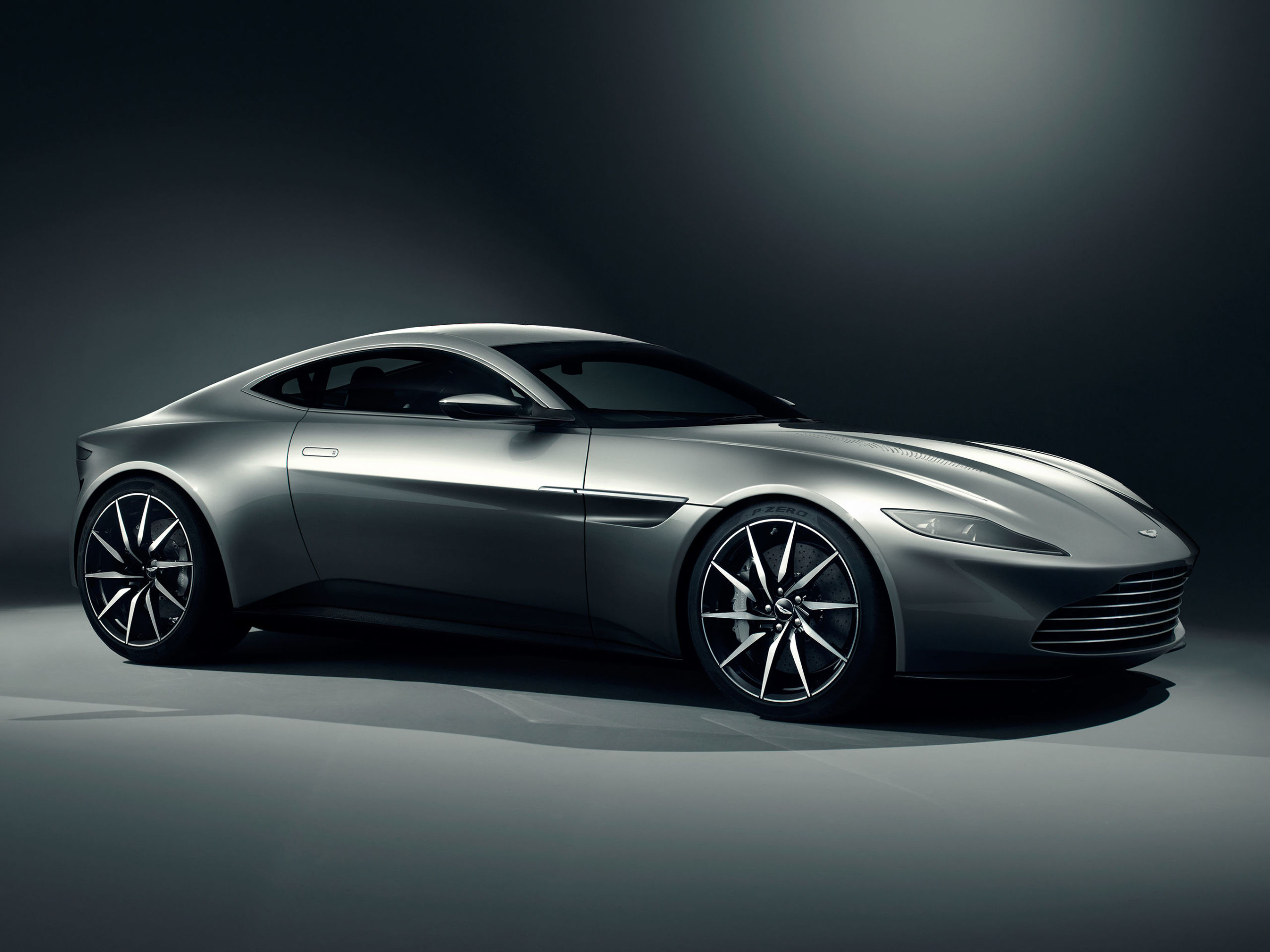 非売品 007 SPECTRE  /ASTON MARTIN DB10 James Bond's Aston Martin DB10 Just Sold for $3.5 Million at