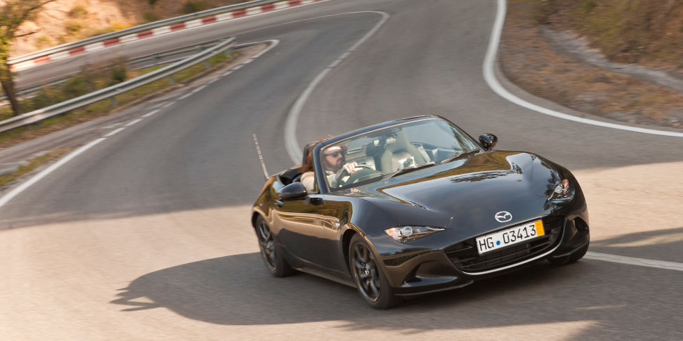 2016_mazda_miata007.jpg