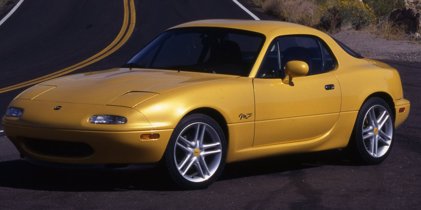 Source: roa.h-cdn.co. Love this fastback mx5 (miata)! 