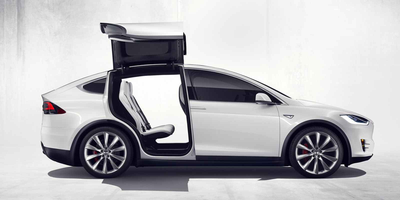 The Seven Craziest Things About the Tesla Model X