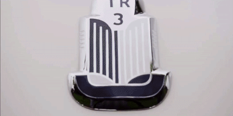 Jerry Seinfeld Takes John Oliver for Coffee in a Triumph TR3 Because of Course - RoadandTrack.com