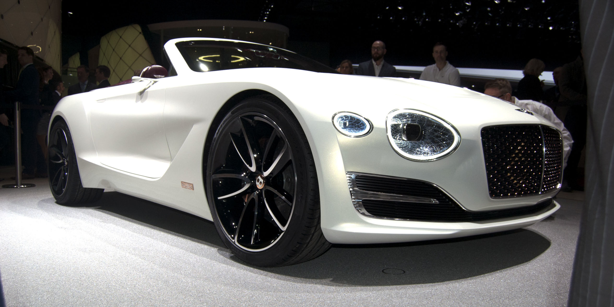 gallery-1488897668-bentley.jpg