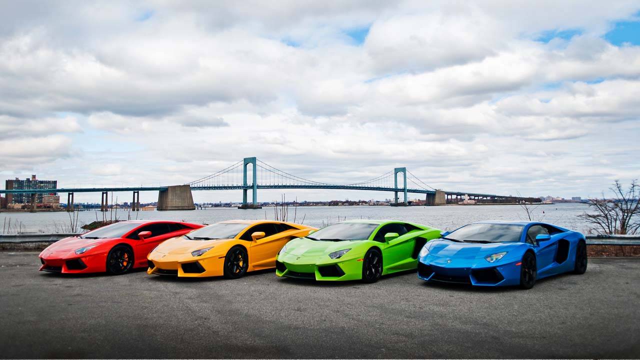 Quadventador Lambos in living color in NY