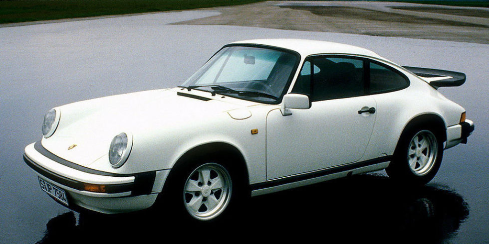gallery-1442932571-porsche-911-carrera-1987-photos-1.jpg